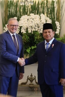 Dentuman Meriam dan Diplomasi di Tengah Krisis Global, Presiden Prabowo Subianto Menyambut Albanese
